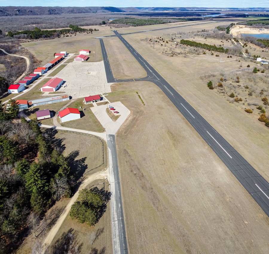 Аэропорт Sovetskiy Airport (Sovetskiy)